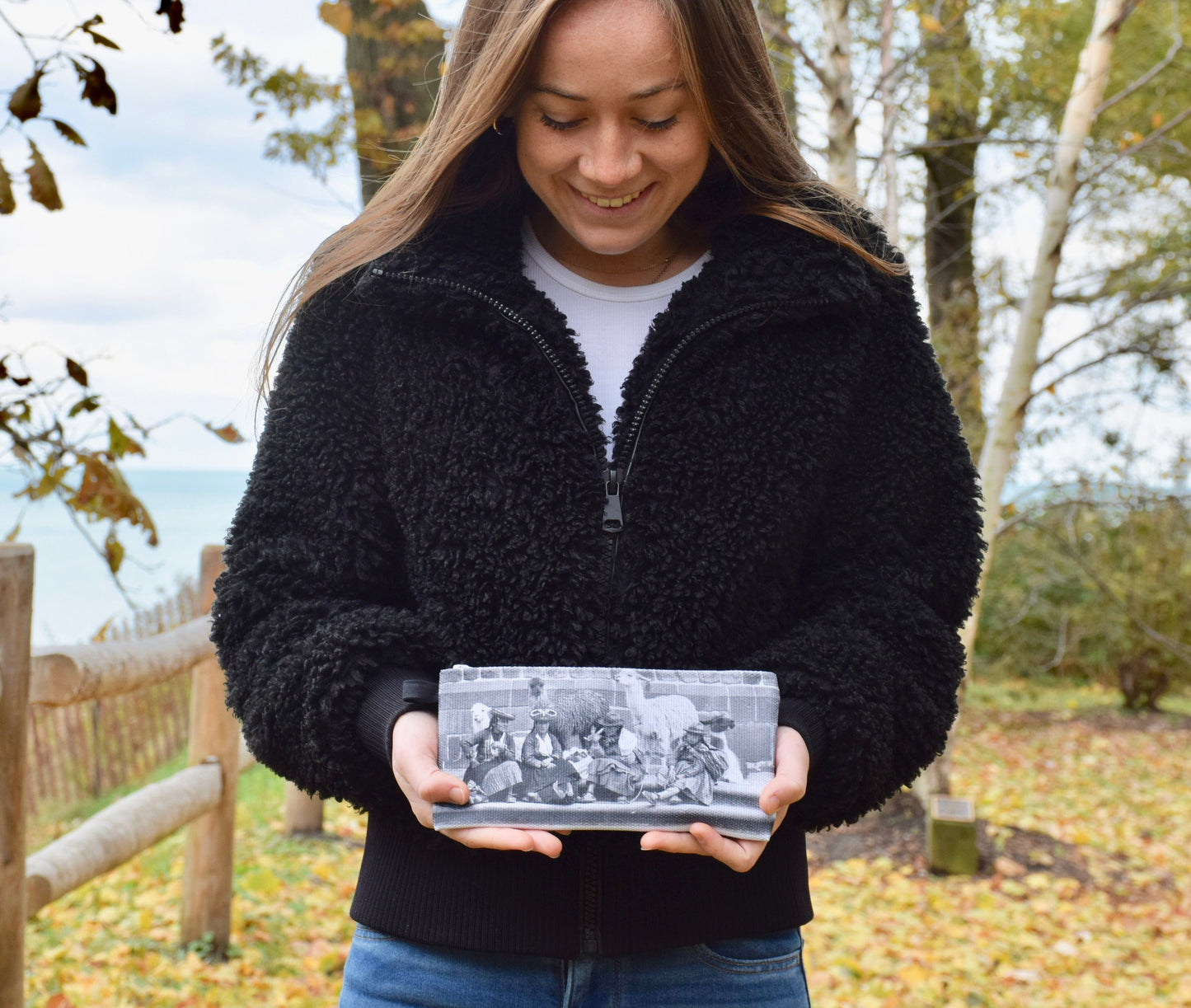 Peru Makeup Bag - Small Makeup Bag with Peruvian Women and Llama's