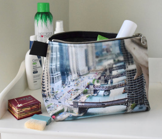 Chicago Makeup Bag - Travel Makeup Bag of the Chicago River